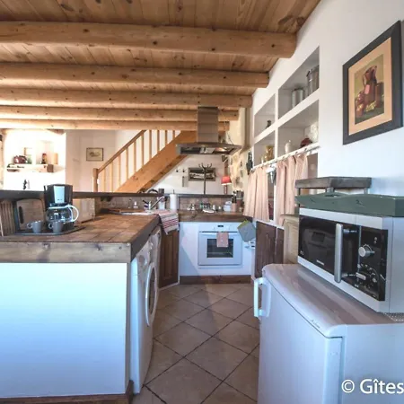 Montaigut-le-blanc, 2 Pieces, 2 Personnes - Fr-1-630-201